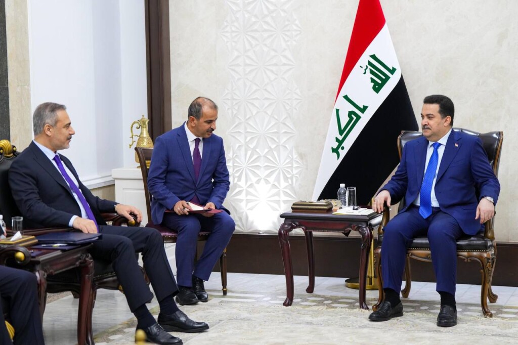 Başbakan Sudani, Türkiye Dışişleri Bakanı Fidan ile bir araya gelerek ortak konuları ele aldı