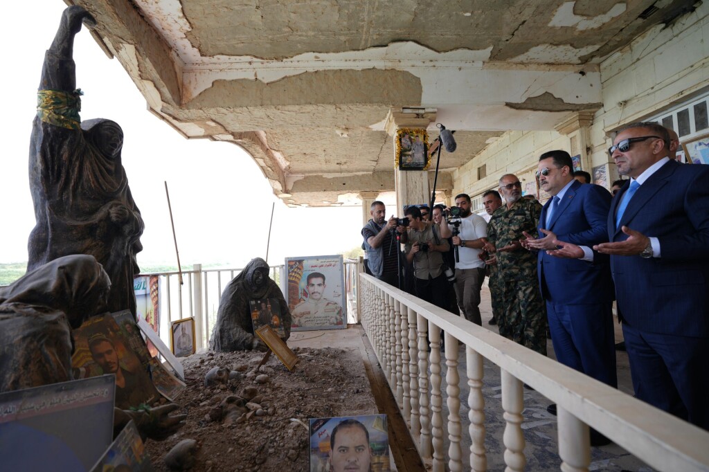 Başbakan Sudani, Tikrit'teki Spayker şehitlerini andı