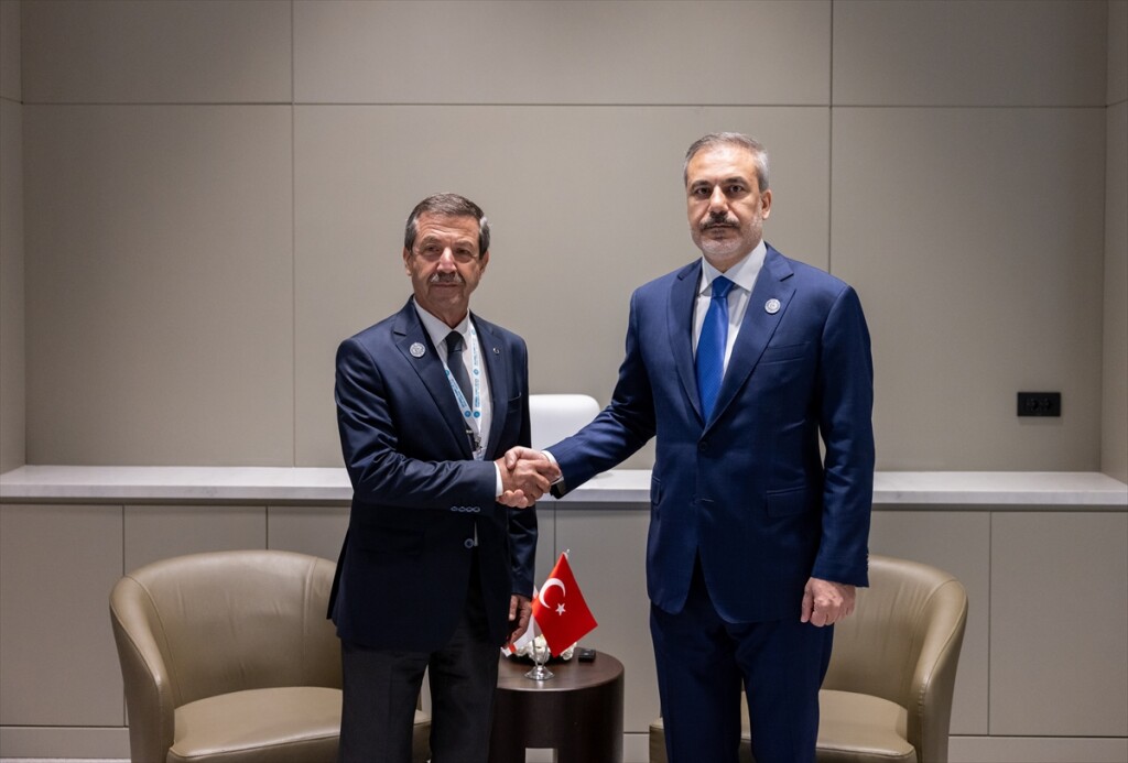 Türkiye Dışişleri Bakanı Hakan Fidan, KKTC Dışişleri Bakanı Ertuğruloğlu ile Şuşa'da bir araya geldi
