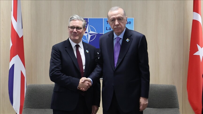 Türkiye Cumhurbaşkanı Erdoğan, İngiltere Başbakanı Starmer ile bir araya geldi
