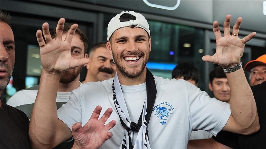 David Jurasek, Beşiktaş'ın 188. yabancı futbolcusu oldu