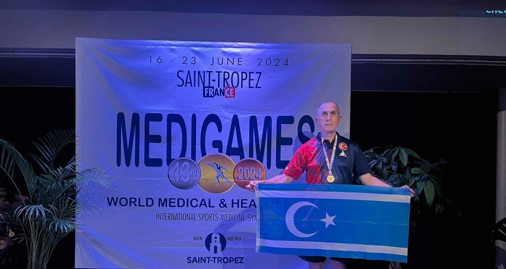 Kürşat Çavuşoğlu, 6. kez dünya şampiyonu! Tarihe geçti
