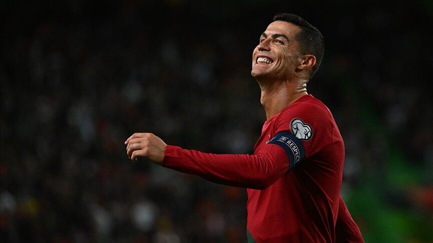 Cristiano Ronaldo: Bu jenerasyonun bu büyüklükte bir turnuvayı kazanmayı hak ettiğine inanıyorum