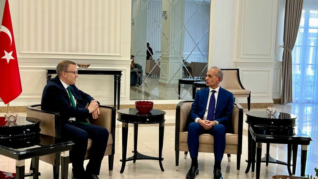 Üst düzey Türkmen heyeti, Türkiye'nin yeni Irak Büyükelçisini ziyaret etti