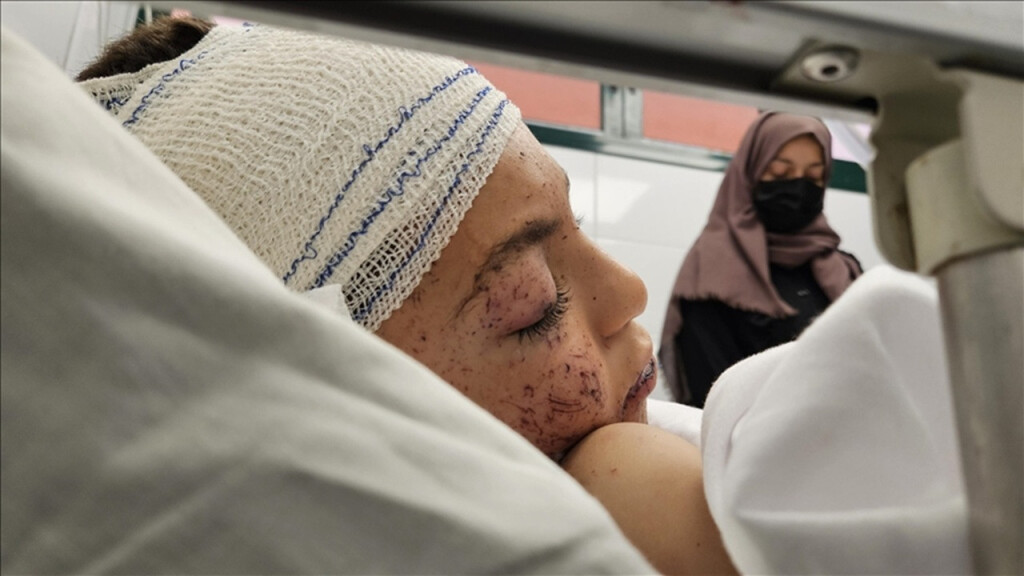 15 Filistinli çocuk tedavi için İtalya'ya getirildi