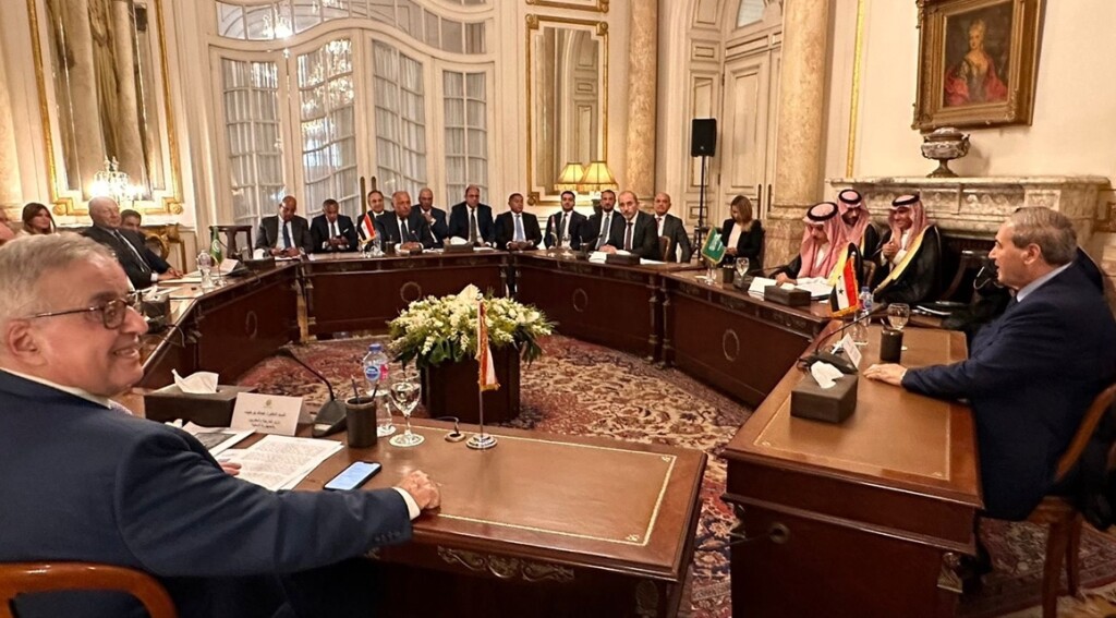 Arap Bakanlar İrtibat Komitesi, Suriye yönetiminden mültecilerin dönüşü için iş birliği istedi