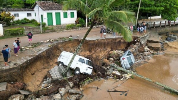 Brezilya'da sel ve toprak kaymalarında 36 kişi öldü