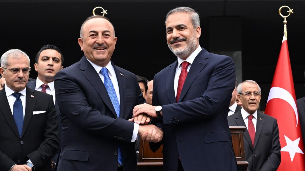 Türkiye Dışişleri Bakanı Hakan Fidan görevi devraldı
