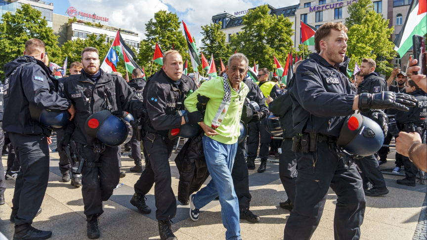 Almanya'da polis Filistin'e destek eylemine sert müdahalede bulundu