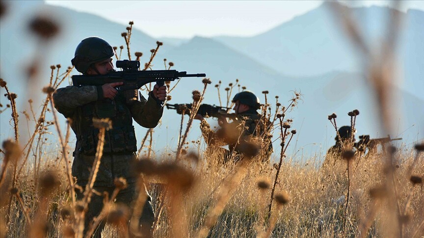 Irak ve Suriye'nin kuzeyindeki operasyon bölgelerinde 4 PKK/YPG'li terörist etkisiz hale getirildi