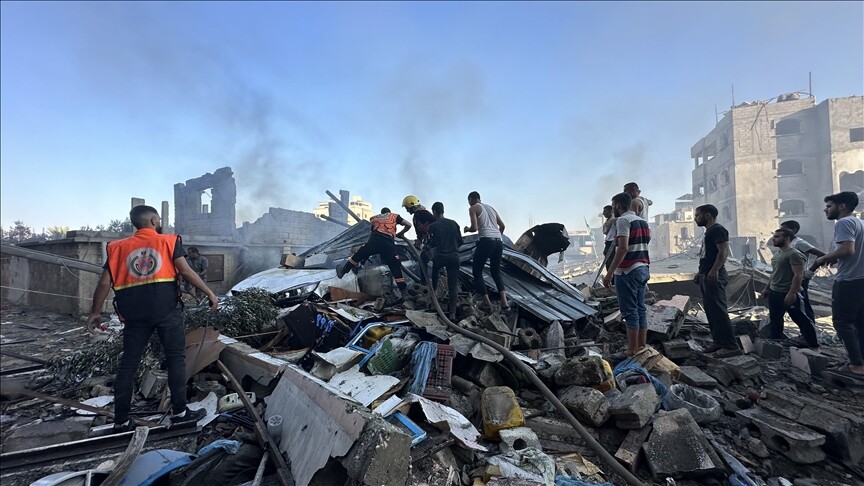 İsrail'in Gazze Şeridi'nde düzenlediği saldırılarda en az 16 Filistinli öldürüldü