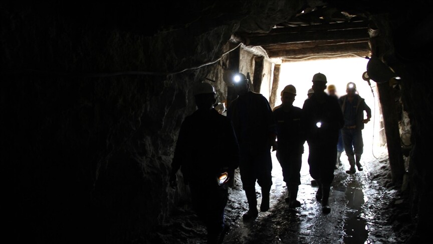 Çin'de maden ocağında flotasyon tankına düşen 6 üniversite öğrencisi öldü