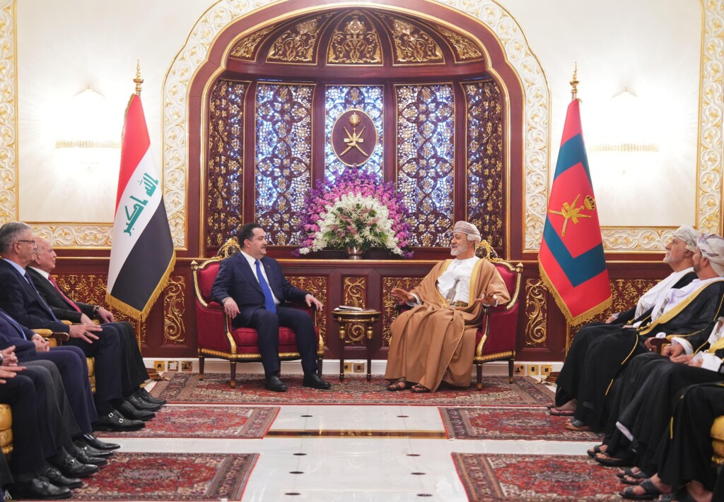 Başbakan Sudani, Umman Sultanı Heysem bin Tarık El-Said’in resmî daveti üzerine Umman’a gitti