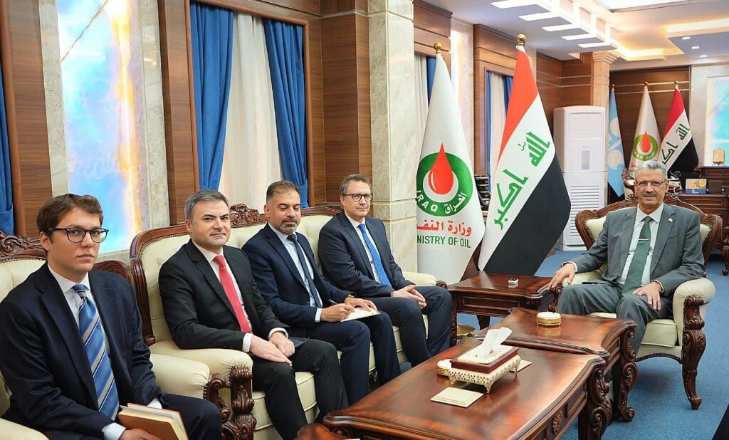 Irak Petrol Bakanı Abdulgani, Türkiye'nin Bağdat Büyükelçisi İnan ile enerji iş birliğini görüştü