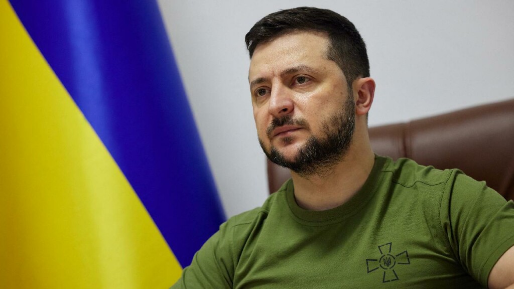Zelenskiy, Rus Güçlerin Güney Ukrayna Nükleer Santrali'ne Füze Fırlattığını Açıkladı
