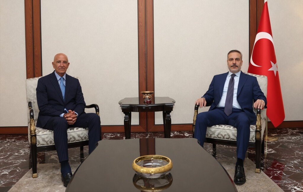 Türkiye Dışişleri Bakanı Hakan Fidan, Tom Barrack'ı kabul etti