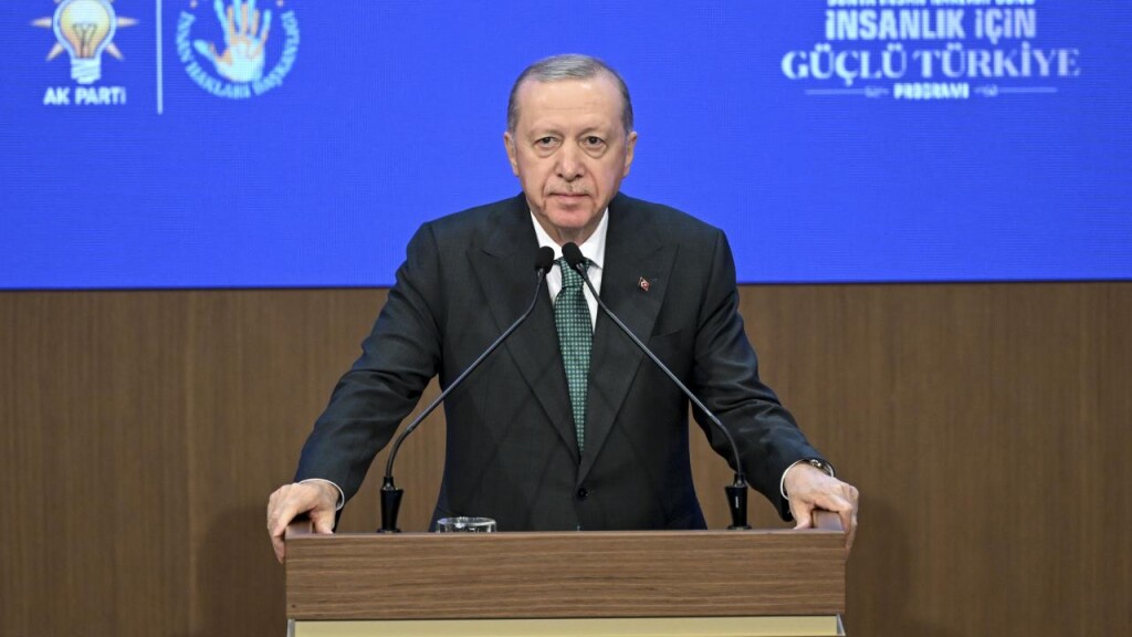 Türkiye Cumhurbaşkanı Erdoğan: Nerede bir zulüm varsa mazlumun yanında, zalimin karşısında dimdik duruyoruz