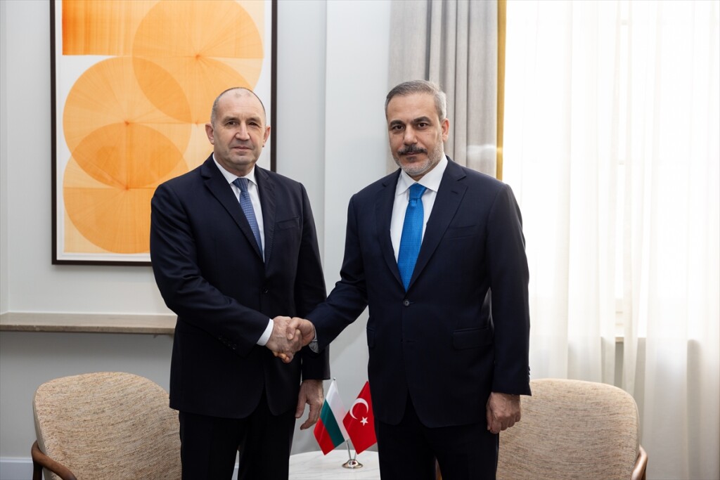 Türkiye Dışişleri Bakanı Fidan, Bulgaristan Cumhurbaşkanı Radev ile görüştü