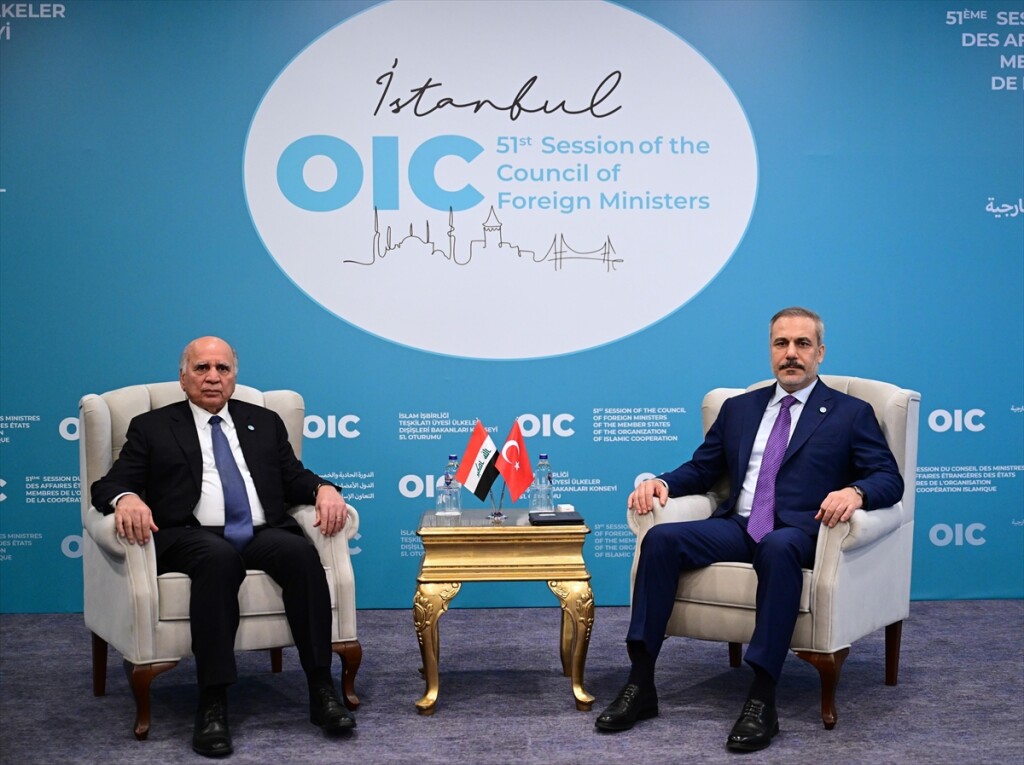 Dışişleri Bakanı Fidan, Irak Başbakan Yardımcısı ve Dışişleri Bakanı Hussein ile bir araya geldi