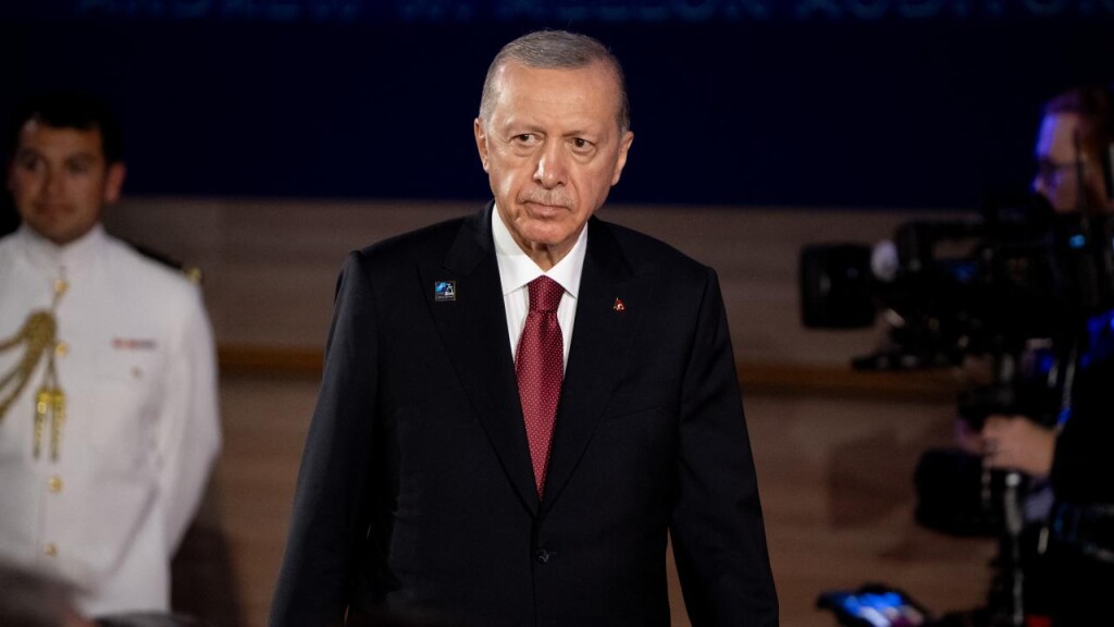 Türkiye Cumhurbaşkanı Erdoğan'dan ABD'de NATO temasları