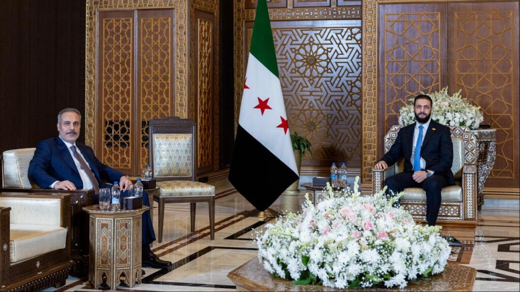 Bakan Fidan Şam'da Suriye Cumhurbaşkanı Şara ile görüştü