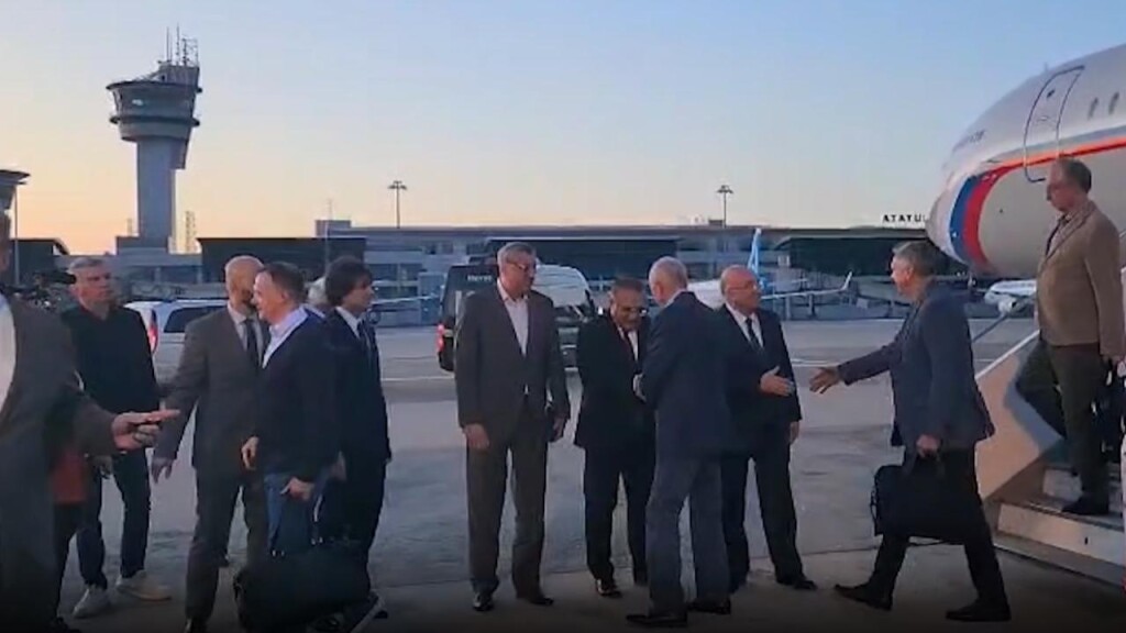 Rusya heyeti İstanbul'a geldi