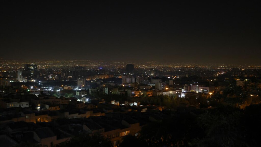 İsrail Savunma Bakanı: Tahran'daki stratejik hedeflere 