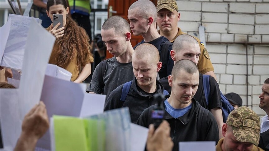 Rusya ile Ukrayna arasında 25 yaş altı savaş esirleri takasının ilk aşaması yapıldı