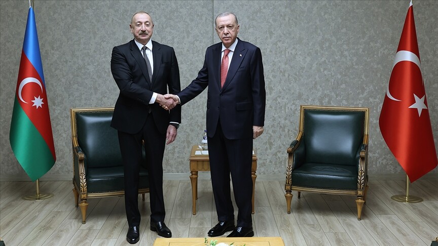 Türkiye Cumhurbaşkanı Erdoğan, Azerbaycan Cumhurbaşkanı Aliyev ile görüştü