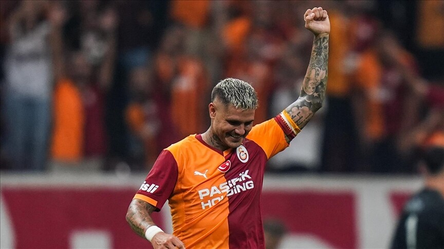 Galatasaray, ligde 4. haftayı lider tamamladı