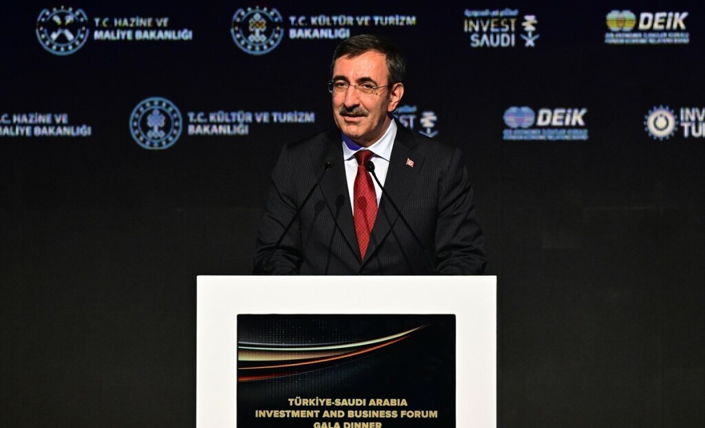 Türkiye Cumhurbaşkanı Yardımcısı: Irak Kalkınma Yolu Projesi'nde de yakın bir iş birliği yürütebileceğimize inanıyoruz