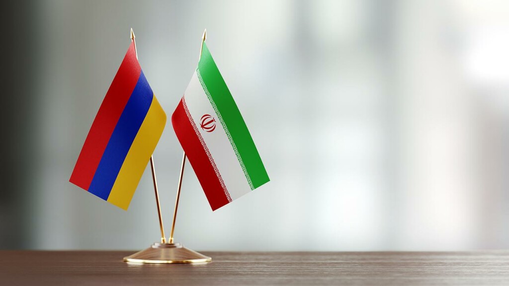 İran ile Ermenistan arasında ekonomi alanında iş birliği anlaşmaları imzalandı
