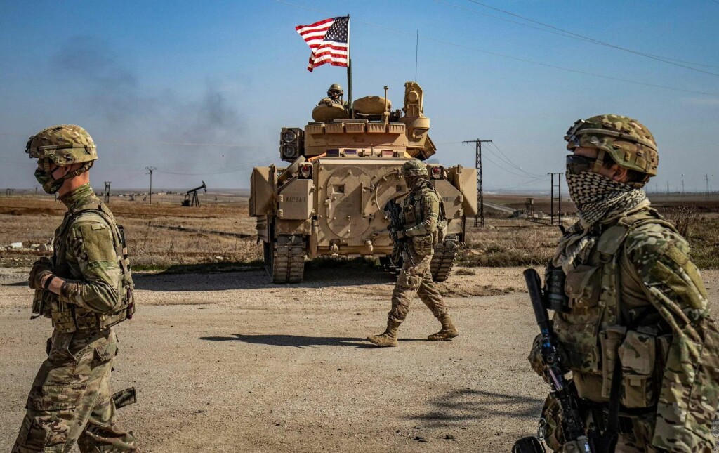ABD'nin Suriye'deki 3 üssüne saldırı düzenlendi