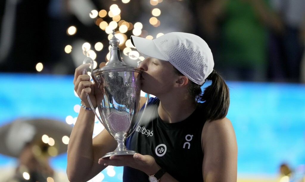 Swiatek, WTA Finalleri'nde şampiyonluğa ulaştı