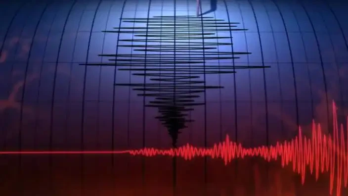 Endonezya'da 7,1 büyüklüğünde deprem