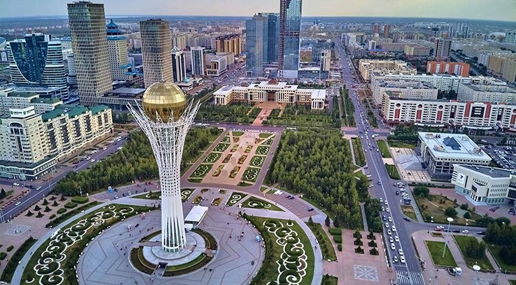 Kazakistan'ın Başkentinin İsmi Yeniden Astana Oluyor