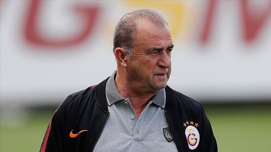 Galatasaray'da Teknik Direktör Fatih Terim'le Yollar Ayrıldı