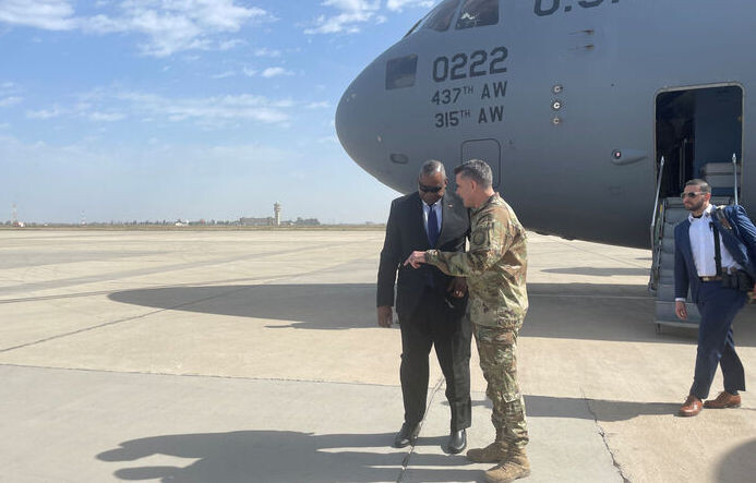 ABD Savunma Bakanı Austin'den Irak'a sürpriz ziyaret
