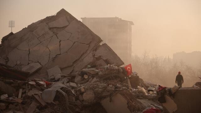 Japonya Öz Savunma Kuvvetleri personeli ve uçağı Türkiye'ye gönderilecek