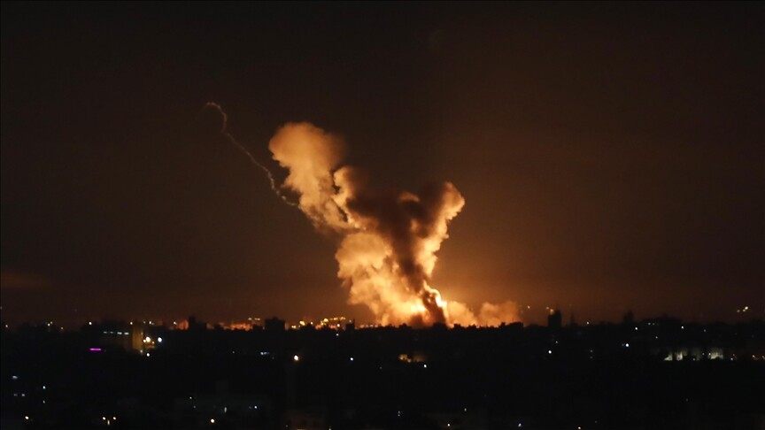 İsrail ordusu Lübnan ve Gazze'ye saldırı başlattı