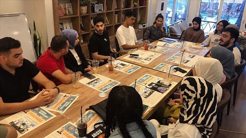 Kerküklü gençler kentin ilk Türkçe kitap kulübünü kurdu