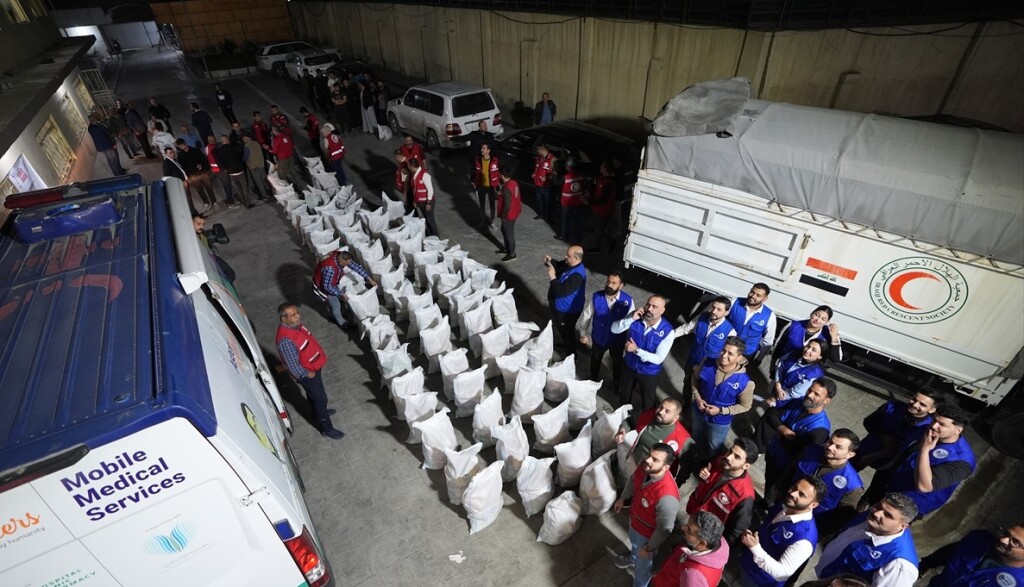 Türk Kızılayından Bağdat’ta üniversite öğrencilerine ramazan yardımı