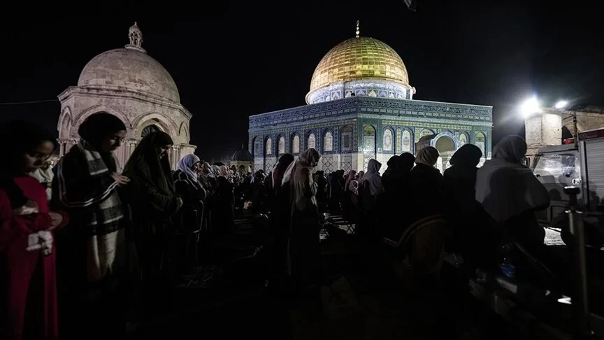 Kudüs'ü ziyaret eden Müslümanlar, İsrail'in Gazze'deki saldırıları nedeniyle hüzün yaşıyor