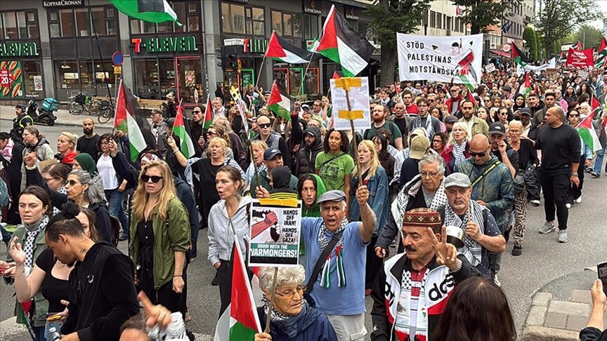 İsveç'te İsrail'in Gazze'ye saldırıları protesto edildi