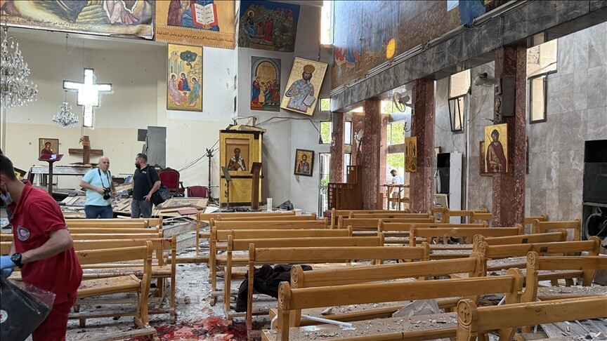 Şam'da kilisede meydana gelen patlamada 20 kişi hayatını kaybetti