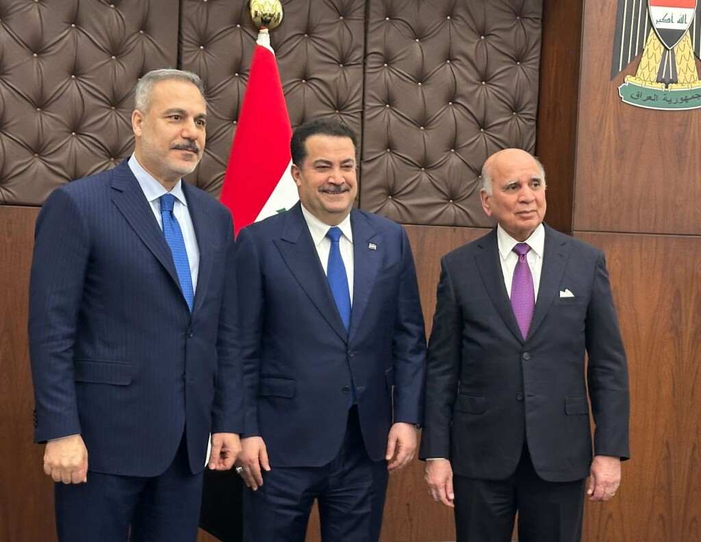 Türkiye Dışişleri Bakanı Hakan Fidan, Bağdat'ta Irak Başbakanı Muhammed Şiya es-Sudani ile bir araya geldi.